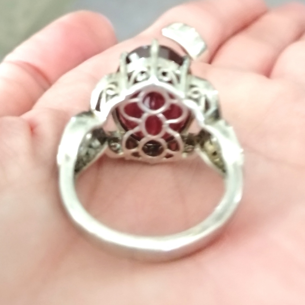 Ruby and diamonds!!!!! What a Price Wow! - Picture 11 of 12